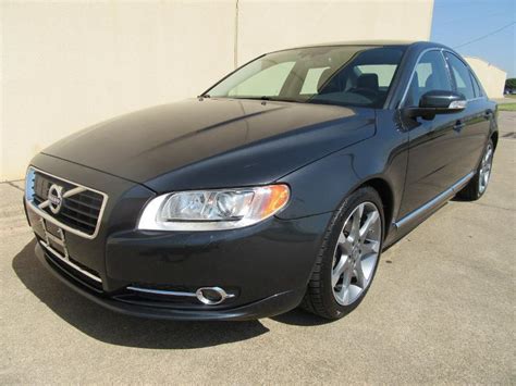 The discounts and no cost maintenance plan made this a very attractive vehicle. 2010 Volvo S80