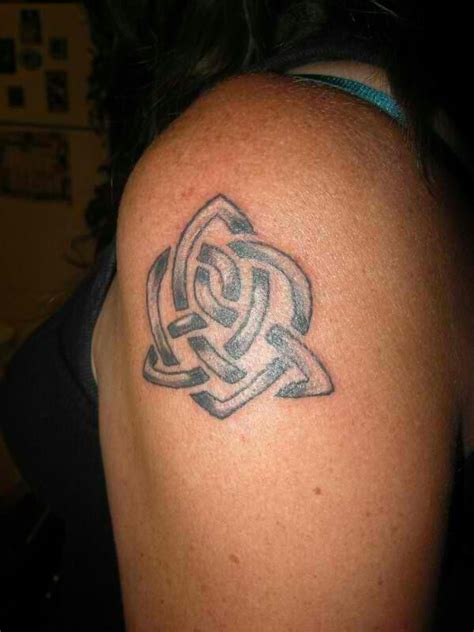 Celtic Sisterhood Symbol Celtic Sister Tattoo Sister Tattoos Tattoos