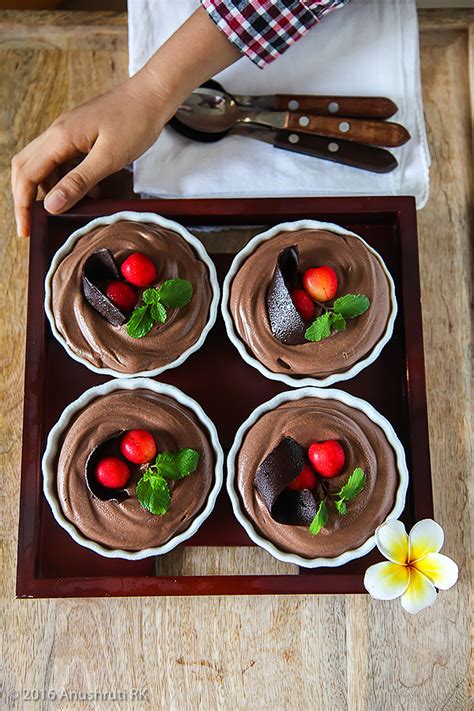 Now i don't know about you, but i don't like to make recipes on a prayer; Eggless Chocolate Mousse: Chocolate Mousse Without Gelatin ...