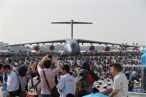 Chinese Xian Y 20 Heavy Military Transport Aircraft Air Show Stealth