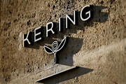 El grupo Kering compra el 30% de Valentino por 1.700 millones con la ...