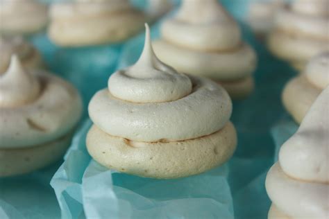 Maple Meringue Cookies Meringue Cookies Easy Meringue Recipe Favorite Dessert Recipes