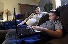 pregnant helps son homelessness boulder escape moms program fresh start jeremy papasso computer staff photographer her