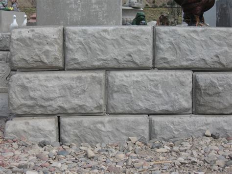Large Concrete Block Retaining Wall