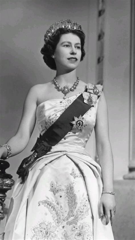 Queen Elizabeth Ii In Black And White Photography Getty Images Queen