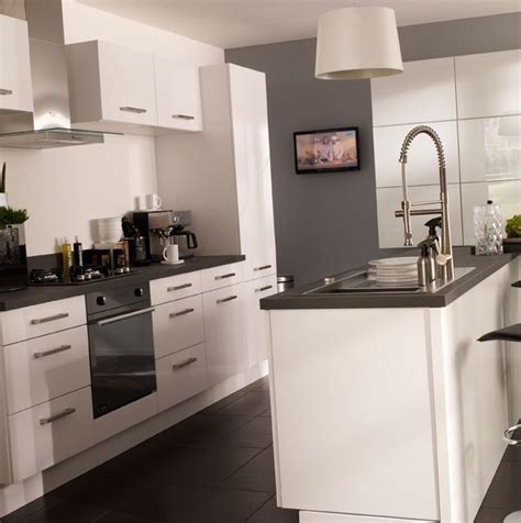 Meuble de cuisine leroy merlin,caisson cuisine conforama,castorama cuisine complete,cuisine meubles de cuisine castorama meuble de cuisine bas 2 portes 2 tiroirs 80 cm blanc primalight 3. Castorama : Cuisine Gossip blanc. - Une cuisine qui n'est pas très chère mais qui reste de très ...