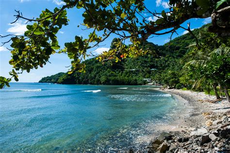 There are two samoas—the independent state of samoa, known simply as samoa, which is the subject of this article, and american samoa. National Park of American Samoa Is a Remote Tropical ...