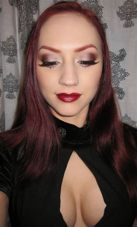 Glitter Is My Crack Classic Neutral Eye Makeup Look And Red Lips