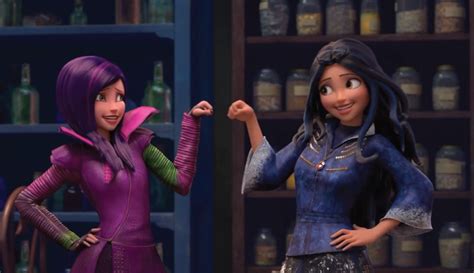 Mal And Evie In The Animated Show Disney S Descendants Wicked World Disney Photo