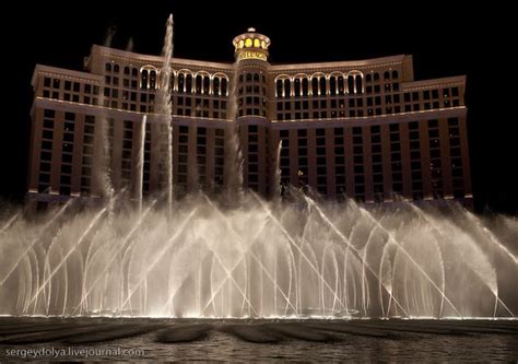 Fountain Show In Las Vegas 32 Pics