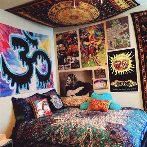 Great selection of trippy room decor at the guaranteed lowest price. Trippy Rooms (@TrippyRooms) | Grunge room, Room decor, Hippy room