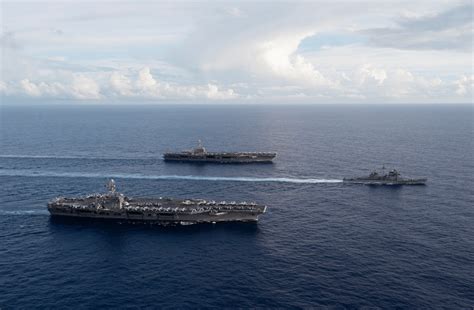 9 Stunning High Res Photos Of Us Aircraft Carriers American Military News