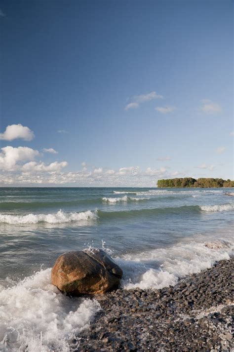 Lake Ontario Shoreline Stock Photo Image Of Waves Beauty 34612366