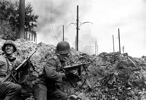 Members Of The German 6th Army Fighting In The Outskirts Of Stalingrad