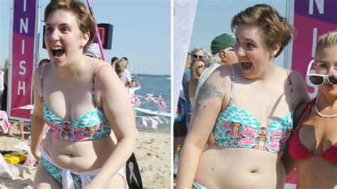 Lena Dunham Zeigt Bikini Kurven Oe At