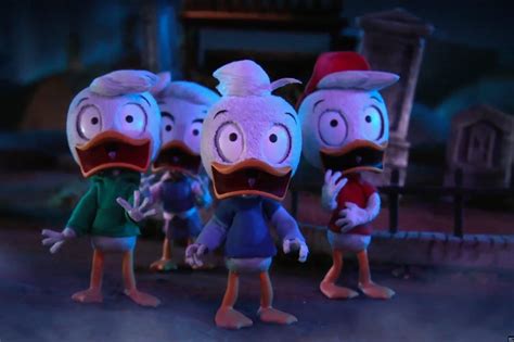 Ducktales Heads To Disneys Haunted Mansion In Special