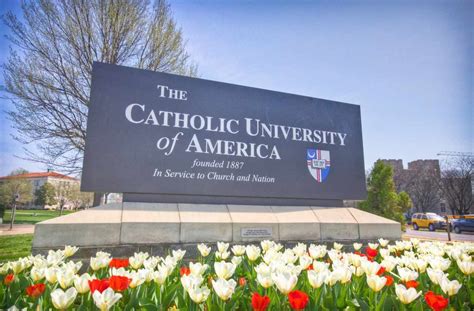 Experience Catholic University Of America In Virtual Reality