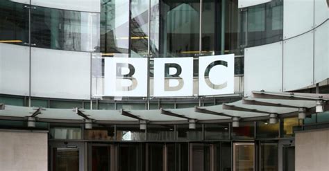 Bbc Presenter Suspended After Paying Teen K For Explicit Pics