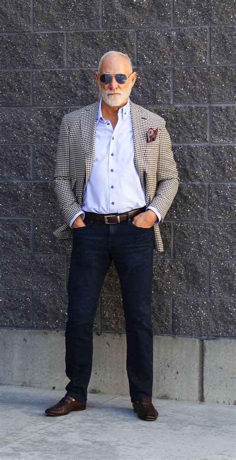 The Perfect Pair Dark Jeans And A Sports Coat Old Man Fashion Older Mens Fashion Fashion