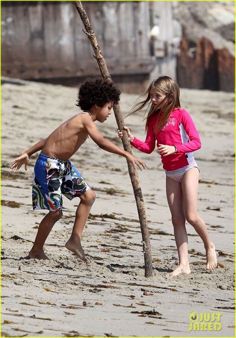 Heidi Klum Beach Handstands With Leni Photo 2837245 Heidi Klum