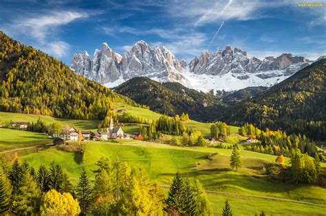 Tapety Zdjęcia Dolina Val Di Funes Jesień Dolomity Włochy Drzewa