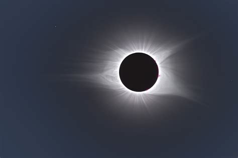 Hdr Image Of Solar Corona During August 21 Eclipse Sky And Telescope