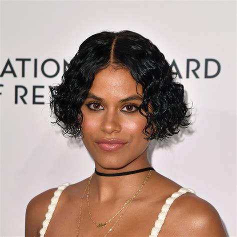 The Airy Bob Haircut Is Like Your Own Personal Wind Machine Glamour