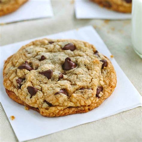 Gooey Chocolate Chip Cookies