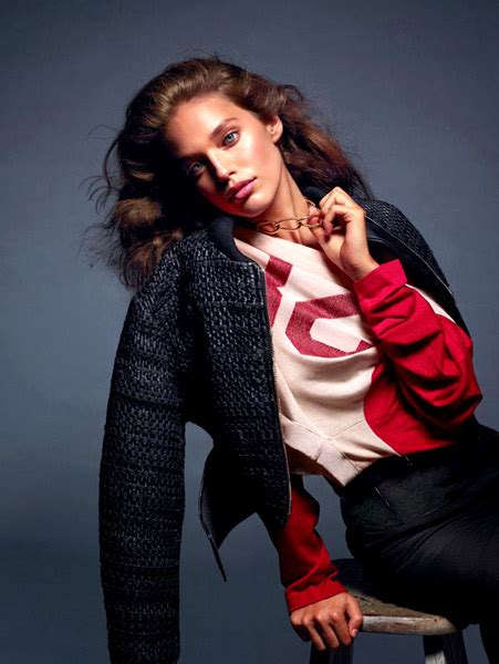 Supermodels Onlinecom Emily Didonato Beautiful Eyes For Vogue Paris