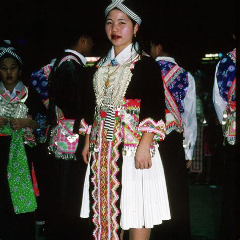 Hmong Culture Clothing : The Hmong Tradition And Color - Pinks, reds, greens, as well as blues ...