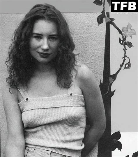 Tori Amos Topless Sexy Collection 5 Photos TheFappening