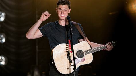 Shawn Mendes Wallpapers Images Photos Pictures Backgrounds