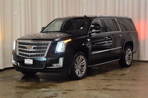 See detailed 2020 cadillac escalade changes, updates and new features here: New 2020 Cadillac Escalade ESV Premium Luxury SUV in ...