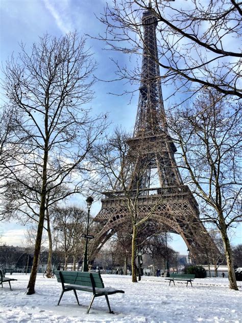 A Date With Paris In The Snow