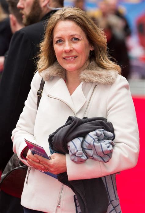 sarah beeny reveals she s been diagnosed with breast cancer and has started treatment daily star