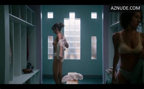 Alison Brie Betty Gilpin Underwear Breasts Scene In Glow Aznude