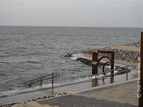 Unzählige sehenswürdigkeiten gibt es hier zu bestaunen, wie u.a. Strandpromenade an der Nordsee in Büsum - Nordseeblog
