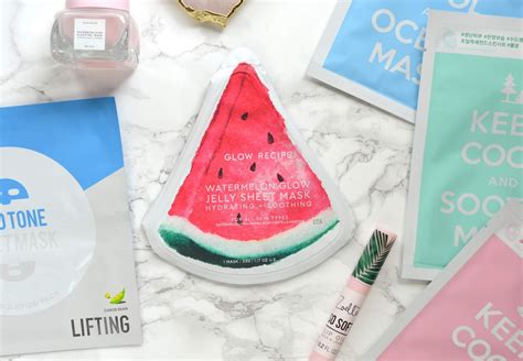 There's watermelon of course, but also hyaluronic acid and ahas which hydrate. KBEAUTY | Glow Recipe Watermelon Glow Jelly Sheet Mask ...