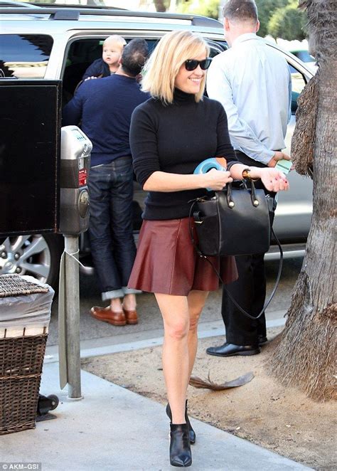 Reese Witherspoon Shows Her Racy Side In A Trendy Leather Mini Skirt Female Celebrity Fashion