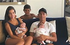 Cristiano Ronaldo activa su "modo familiar" en Instagram - Chic