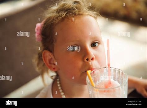 Drinking Milkshakes Hi Res Stock Photography And Images Alamy