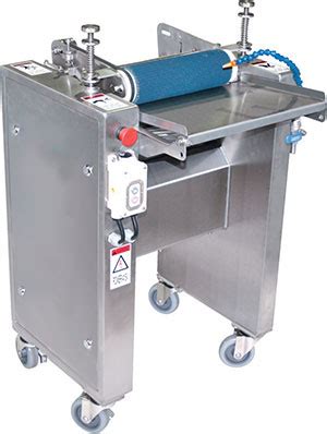 Skinning Machine Skinning Squid Fillets And Fish Fillets Squid