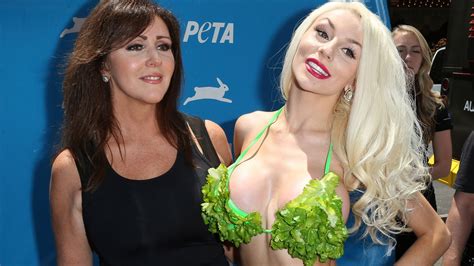 Courtney Stodden Says She Doesnt Regret Marrying Doug Hutchison At Age