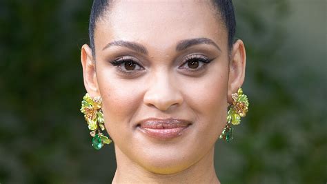 cynthia addai robinson s people we hate at the wedding character is like an alternate self