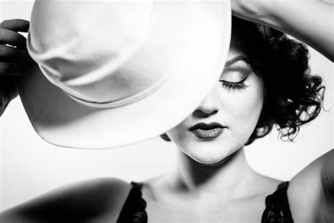 Old Hollywood Glamour Photography Seattle Belle Boudoir Photography