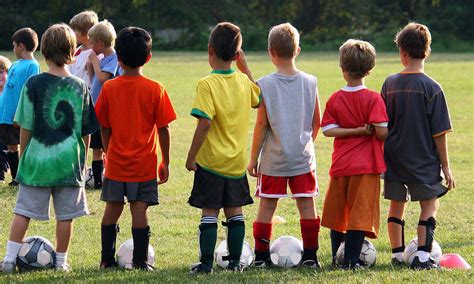 Todos estos niño jugando futbol recursos se pueden descargar gratis en pngtree. Siguen los mismos roles de siempre | Noticias de Sociedad en Diario de Navarra