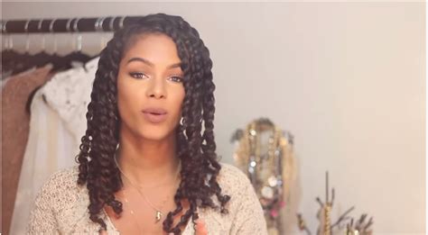 No one can deny the beauty of this hair texture since the celebrities usually look glamorous with it. The Ultimate Twist Out Video Guide For Naturally Curly Hair