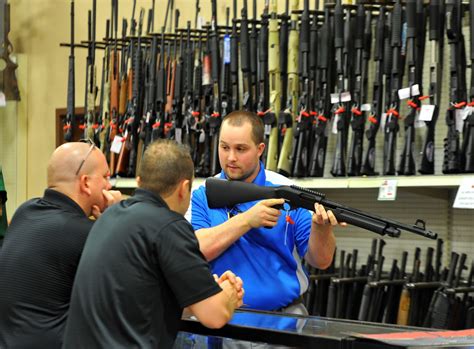 Wholesale Gun Dealers