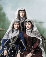 Georgian women, 1913 : r/Colorization