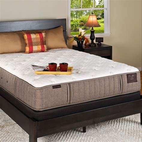 And every single mattress measures at least a thick 13.5 but dig a little deeper and you will also find customers reviews that voice misgivings about how long these mattresses can and do last without. Stearns & Foster Oak Terrace III Plush - Mattress Reviews ...
